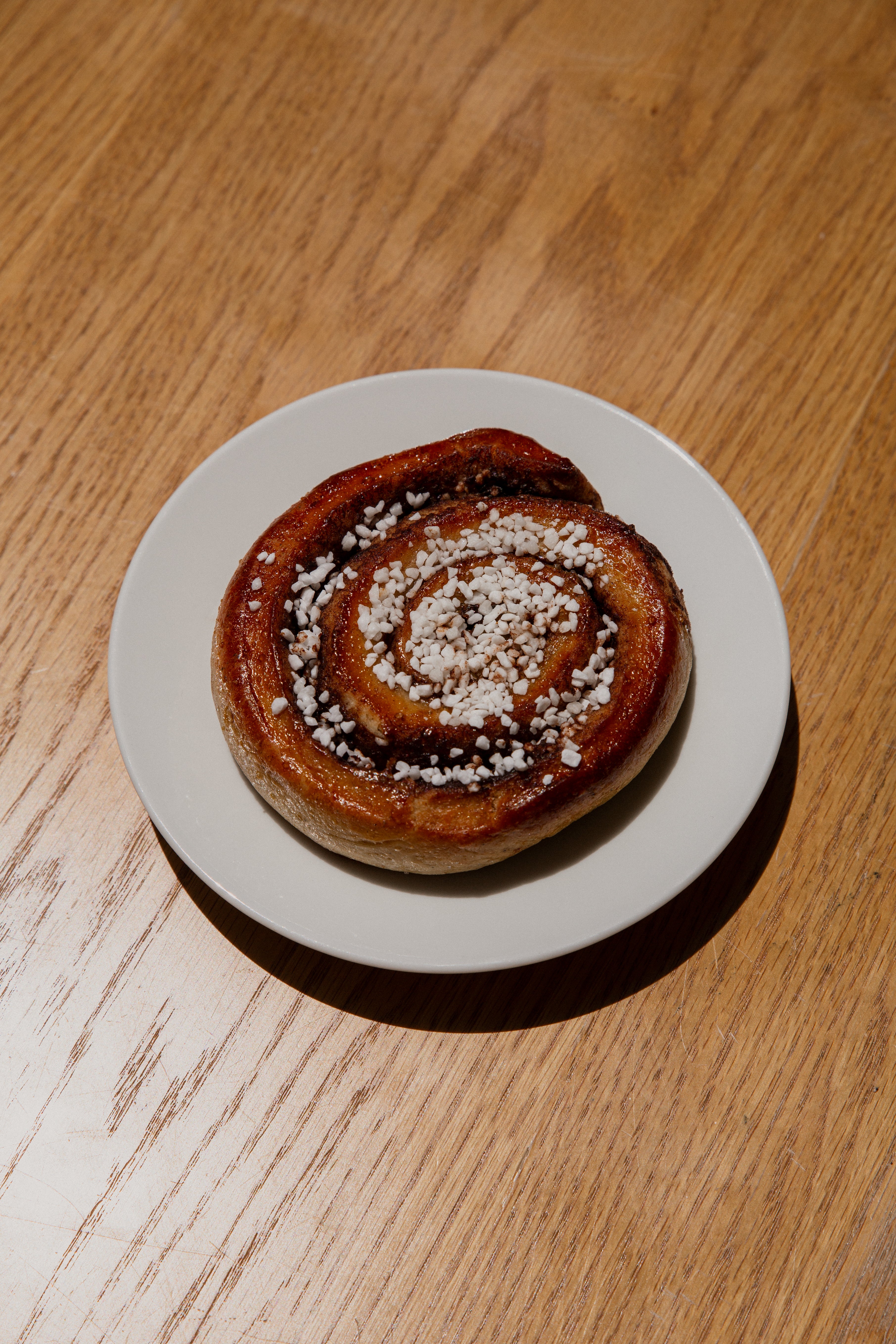 Fika Box de Kanelbullar, Kardemummabullar, Vaniljbullar y Hallonbullar